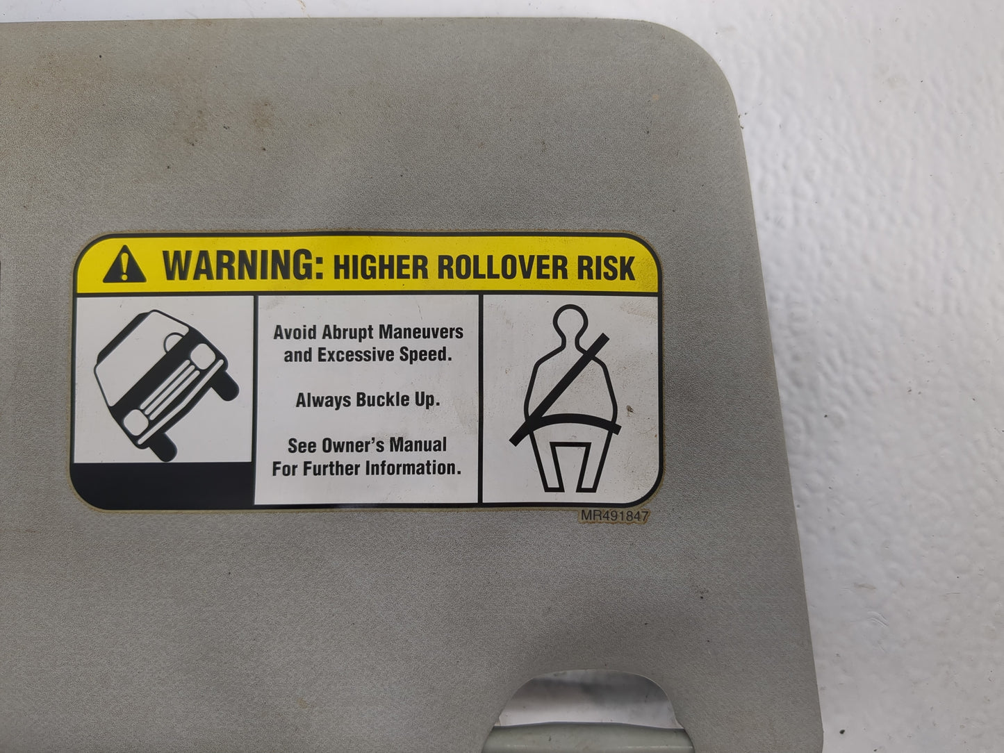 2011-2012 Mitsubishi Outlander Sport Sun Visor Shade Replacement Driver Left Mirror Fits Fits 2010 2011 2012 OEM Used Auto P