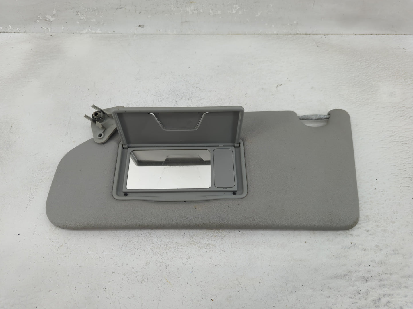 2011-2012 Mitsubishi Outlander Sport Sun Visor Shade Replacement Passenger Right Mirror Fits Fits 2011 2012 OEM Used Auto Pa