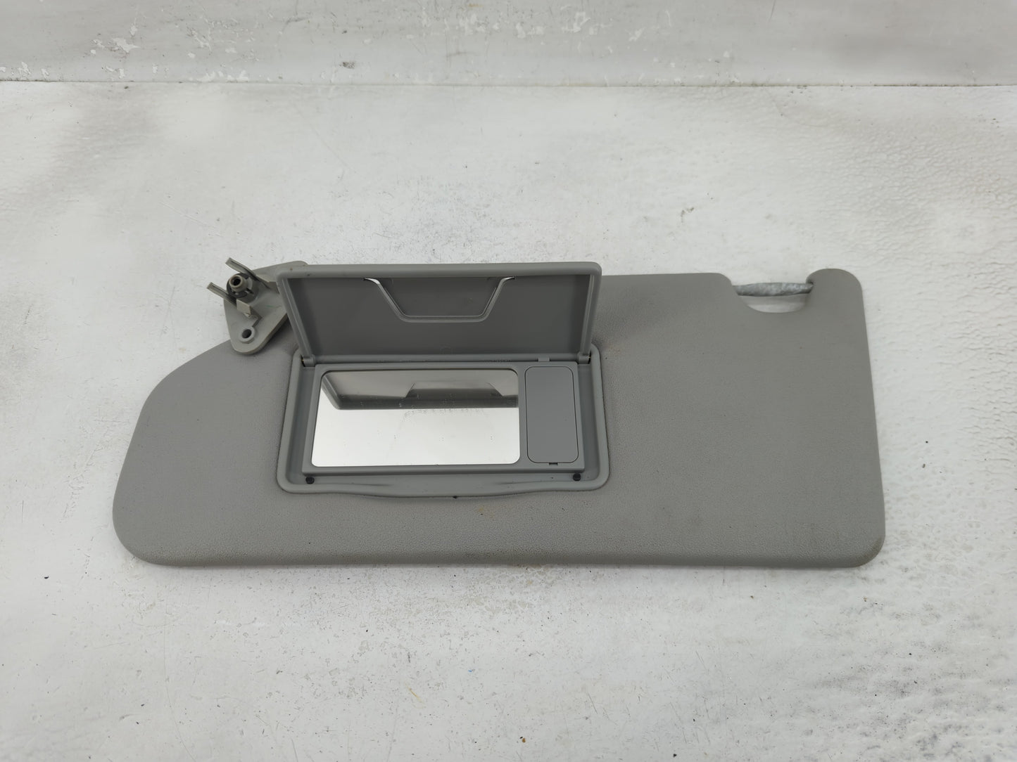 2011-2012 Mitsubishi Outlander Sport Sun Visor Shade Replacement Passenger Right Mirror Fits Fits 2011 2012 OEM Used Auto Pa