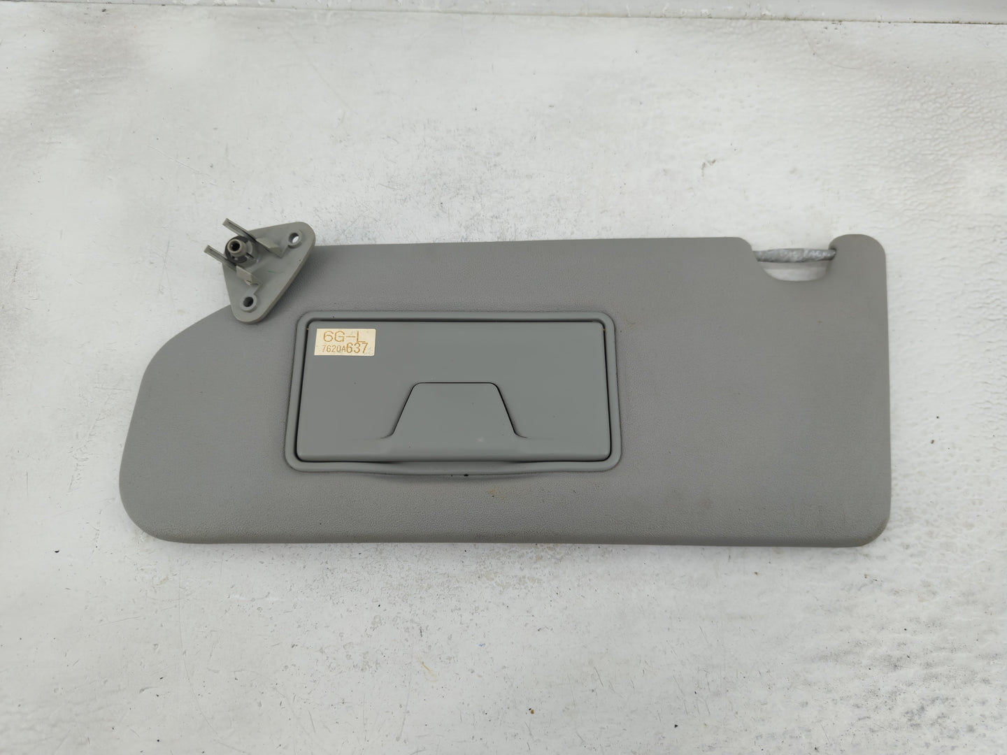 2011-2012 Mitsubishi Outlander Sport Sun Visor Shade Replacement Passenger Right Mirror Fits Fits 2011 2012 OEM Used Auto Pa