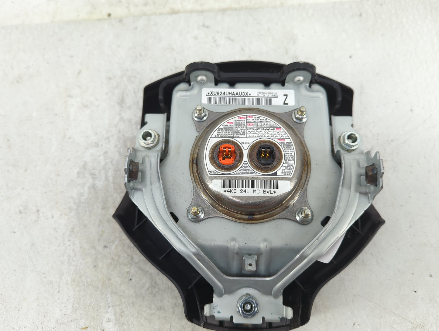 2011-2012 Mitsubishi Outlander Sport Air Bag Driver Left Steering Wheel Mounted Fits Fits 2011 2012 OEM Used Auto Parts - Oe