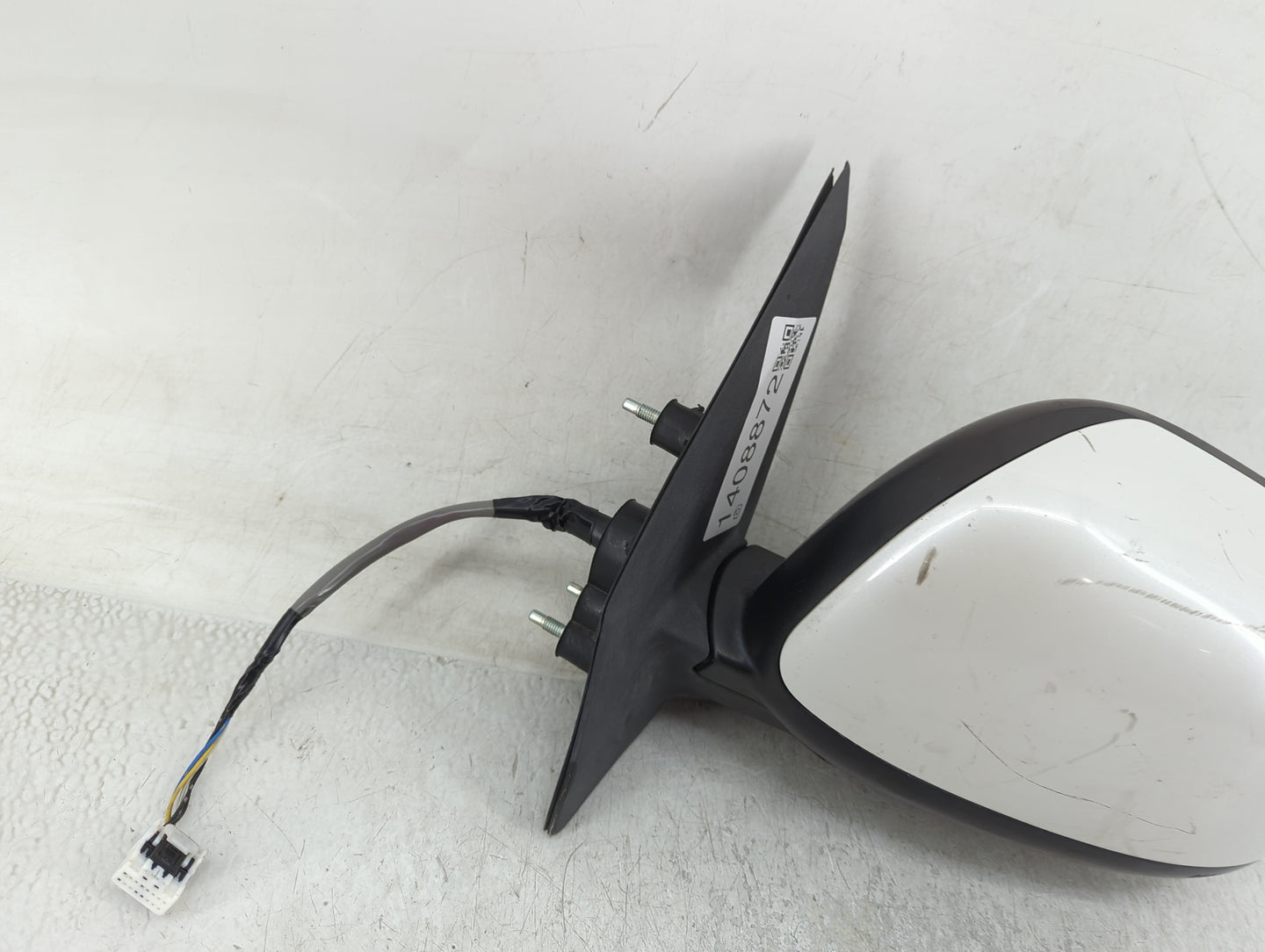 2011-2013 Mitsubishi Outlander Sport Driver Side View Mirror - Left Door Mirror OEM Used - Oemusedautoparts1.com