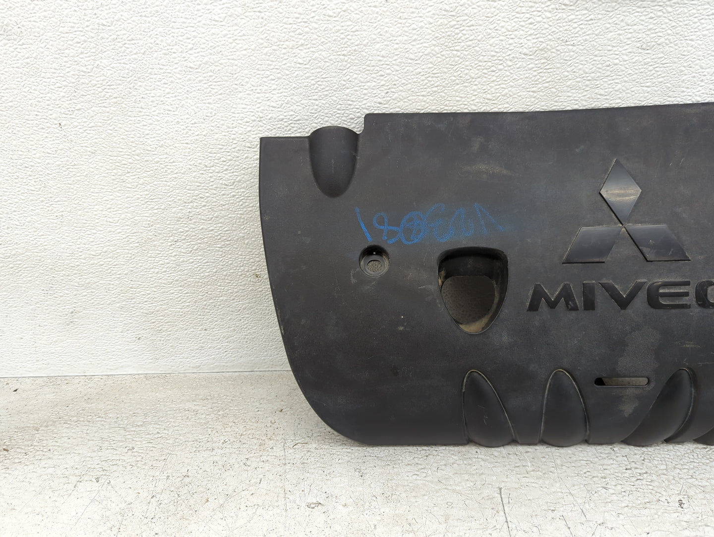 2012 Mitsubishi Outlander Sport Engine Cover - Oemusedautoparts1.com