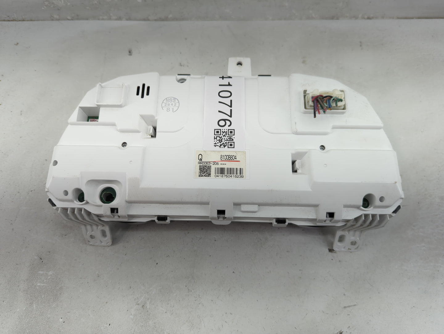2012 Mitsubishi Outlander Sport Instrument Cluster Speedometer Gauges P/N:8100B804 Fits OEM Used Auto Parts - Oemusedautopar