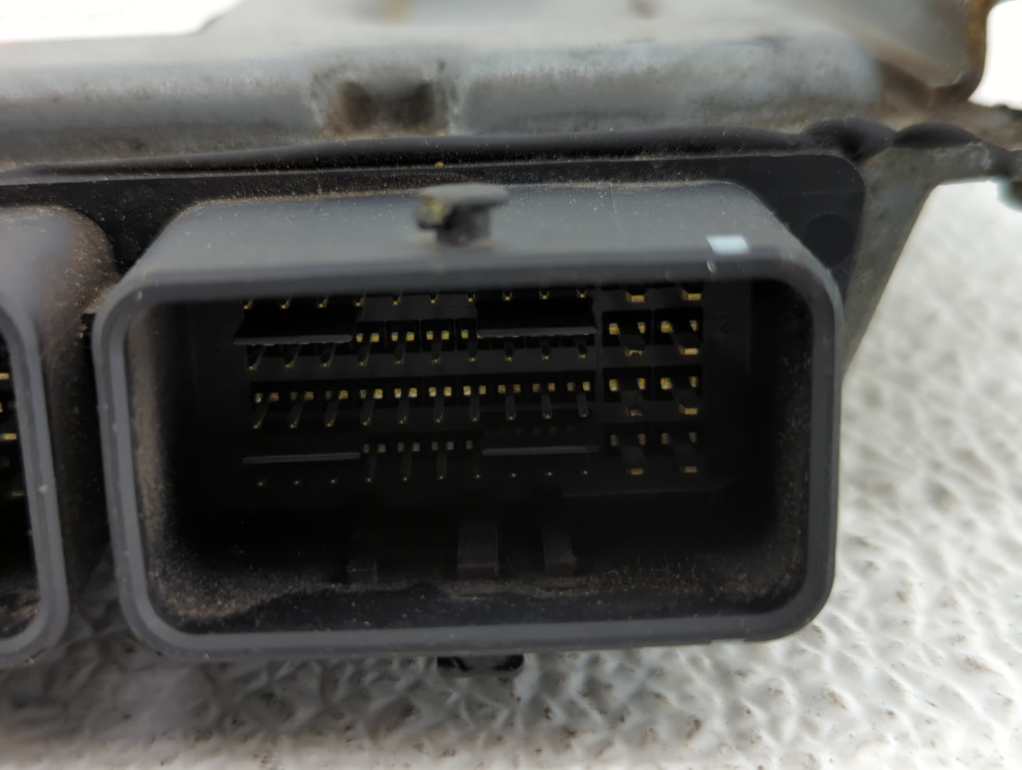 2012 Mitsubishi Outlander Sport PCM Engine Control Computer ECU ECM PCU OEM P/N:NEC017-055 BEM400-300 A1, 1860B745 Fits OEM 