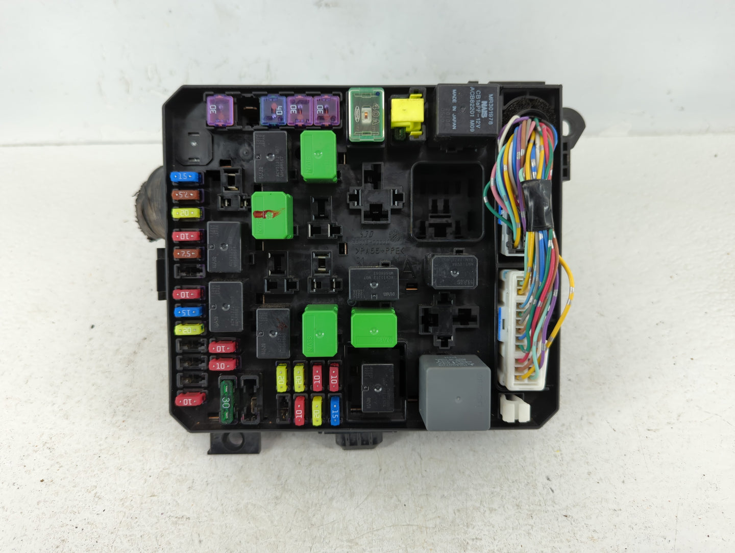 2012-2017 Mitsubishi Outlander Sport Fusebox Fuse Box Panel Relay Module P/N:8566A024 Fits Fits 2012 2013 2014 2015 2016 201