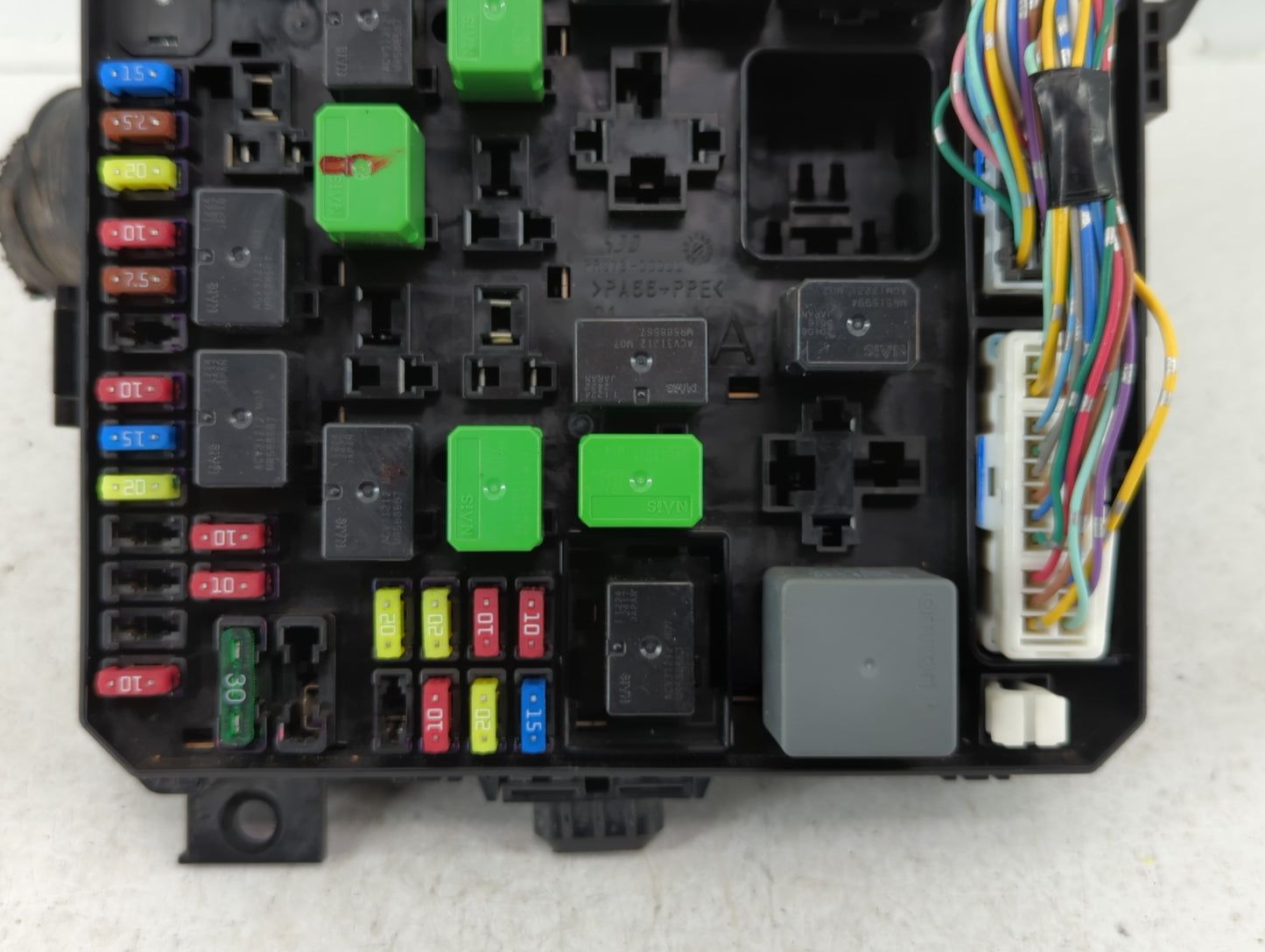 2012-2017 Mitsubishi Outlander Sport Fusebox Fuse Box Panel Relay Module P/N:8566A024 Fits Fits 2012 2013 2014 2015 2016 201