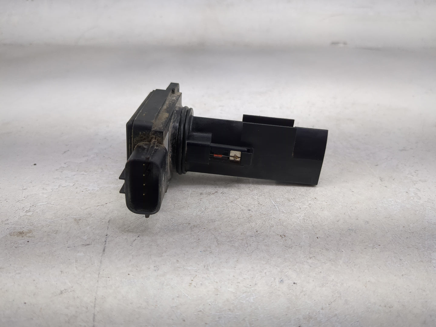 2011-2013 Mitsubishi Rvr Mass Air Flow Meter Maf - Oemusedautoparts1.com