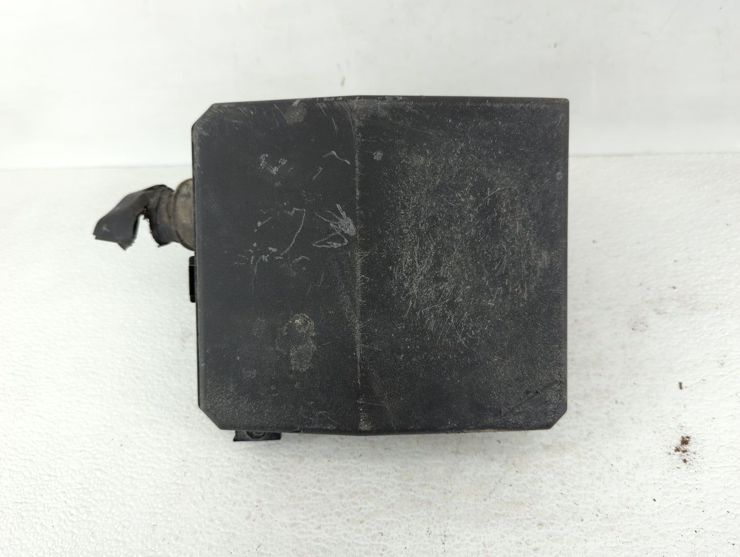 2012-2017 Mitsubishi Rvr Fusebox Fuse Box Panel Relay Module P/N:8565A268 Fits Fits 2012 2013 2014 2015 2016 2017 OEM Used A