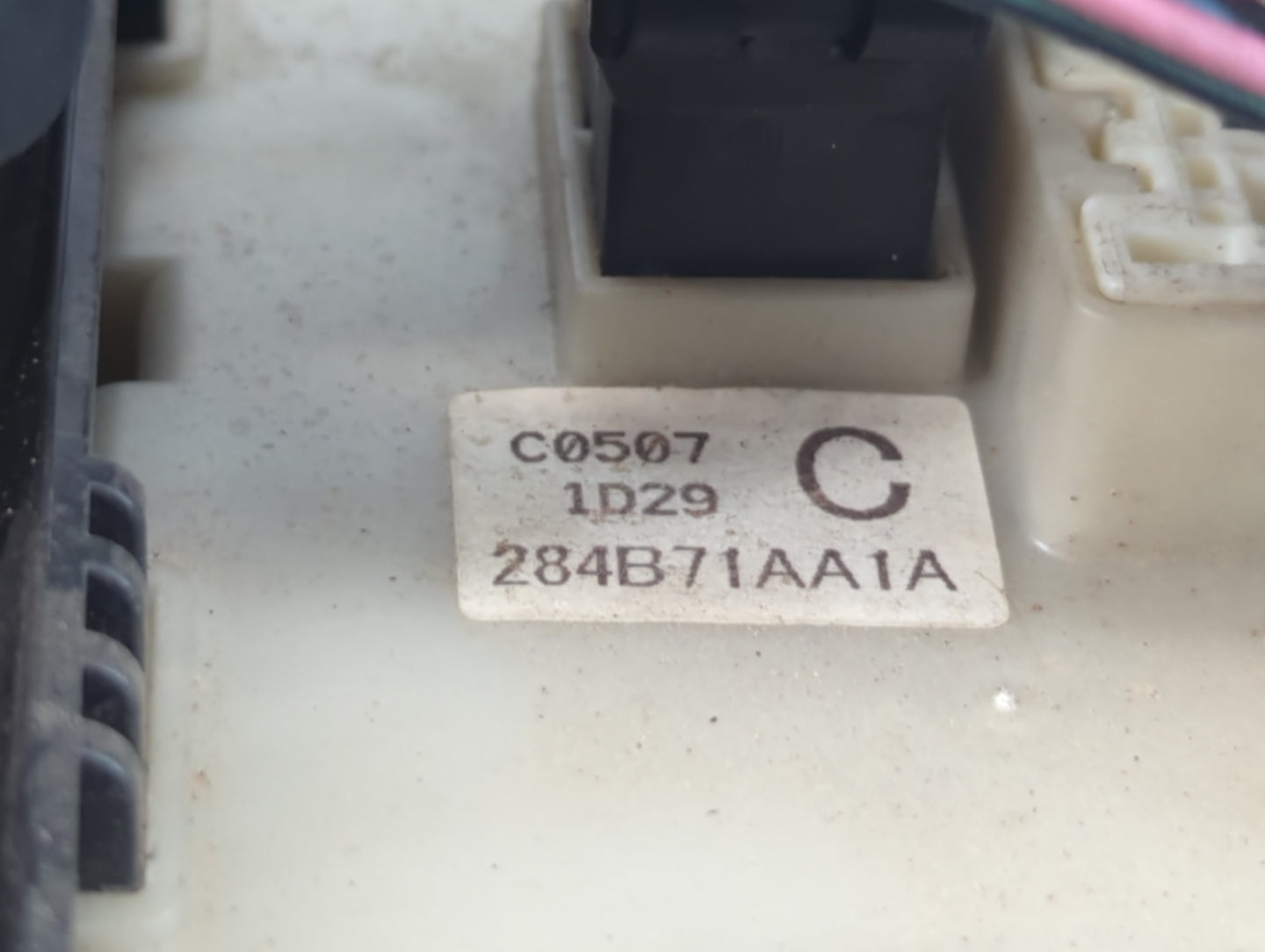 2011-2013 Nissan Altima Fusebox Fuse Box Panel Relay Module P/N:284B71AA1A Fits Fits 2011 2012 2013 OEM Used Auto Parts - Oe