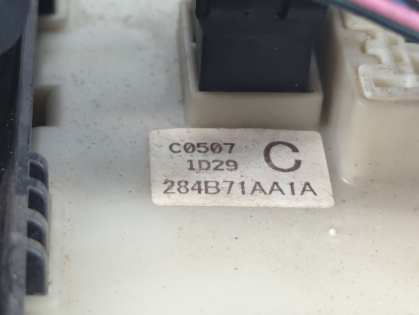 2011-2013 Nissan Altima Fusebox Fuse Box Panel Relay Module P/N:284B71AA1A Fits Fits 2011 2012 2013 OEM Used Auto Parts - Oe