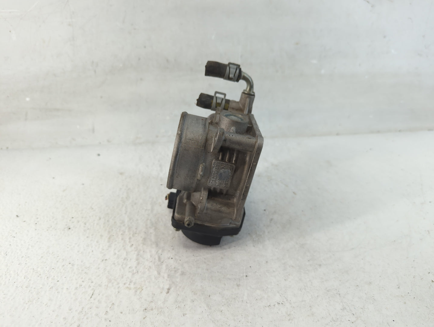 2007-2014 Nissan Altima Throttle Body P/N:0Y24H RME60-15 Fits Fits 2007 2008 2009 2010 2011 2012 2013 2014 OEM Used Auto Par