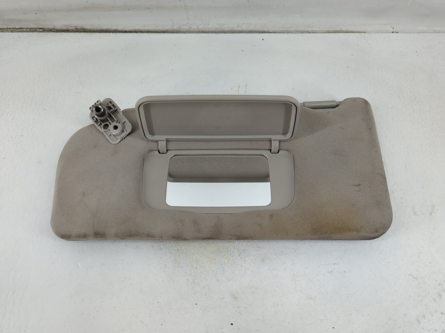 2010-2012 Nissan Altima Sun Visor Shade Replacement Passenger Right Mirror Fits Fits 2010 2011 2012 OEM Used Auto Parts - Oe