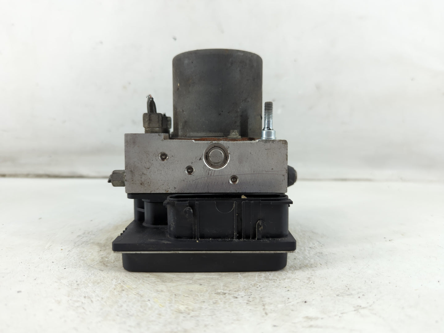 2011-2012 Nissan Altima ABS Pump Control Module Replacement P/N:47660 ZX65A Fits Fits 2011 2012 OEM Used Auto Parts - Oemuse