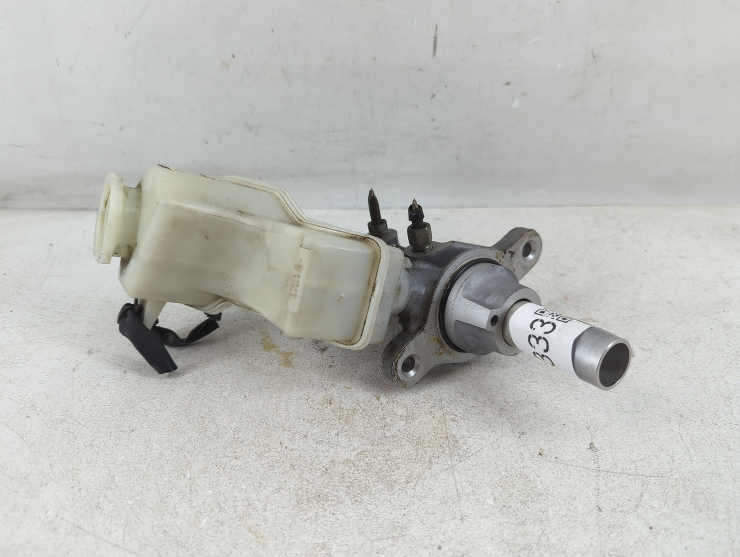 2007-2013 Nissan Altima Brake Master Cylinder - Oemusedautoparts1.com