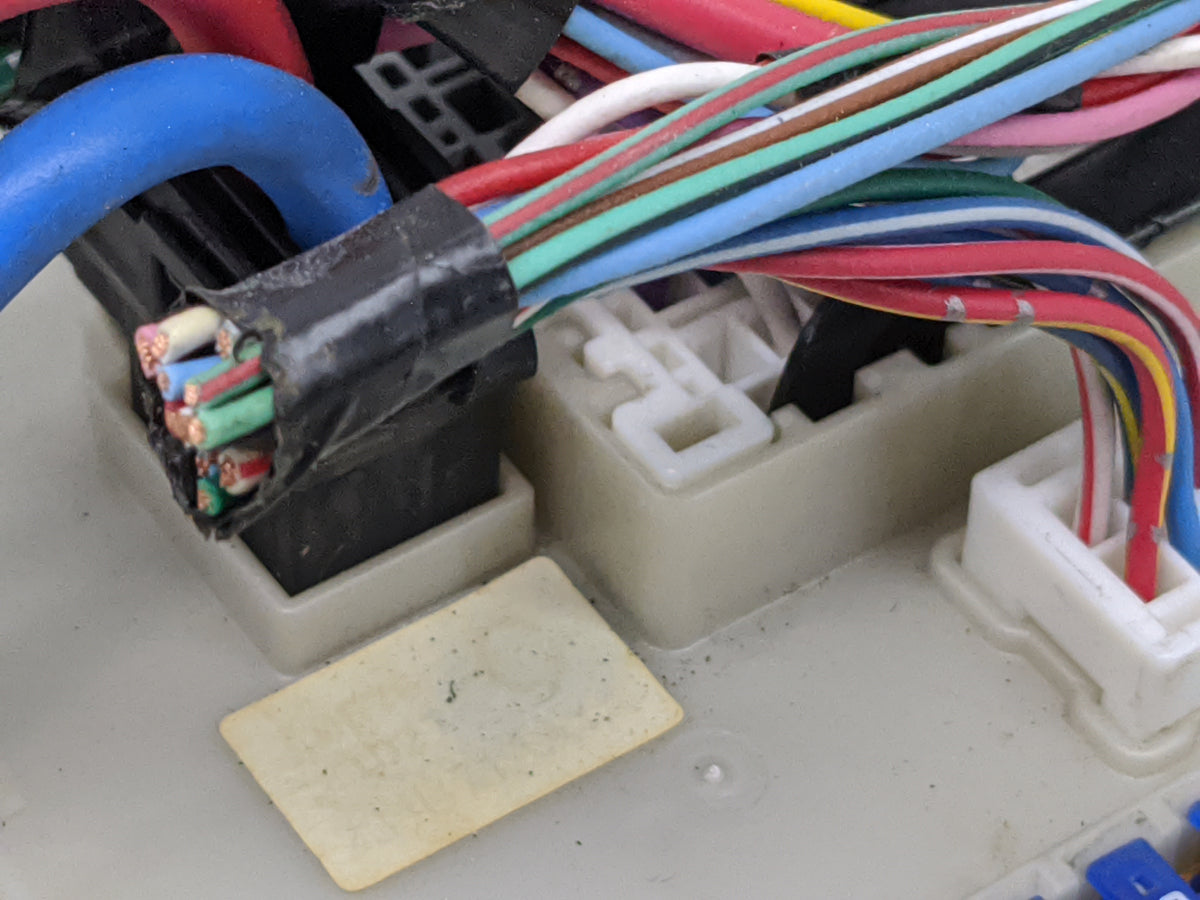 2011-2013 Nissan Altima Fusebox Fuse Box Panel Relay Module Fits Fits 2011 2012 2013 OEM Used Auto Parts - Oemusedautoparts1