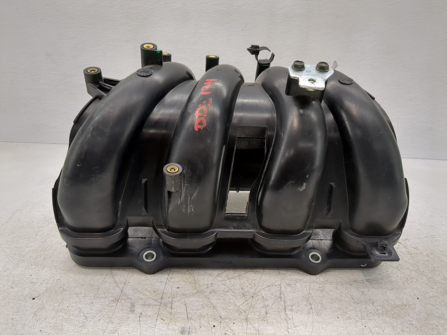 2007-2013 Nissan Altima Air Intake Manifold P/N:296111309 Fits Fits 2007 2008 2009 2010 2011 2012 2013 2014 2015 OEM Used Au