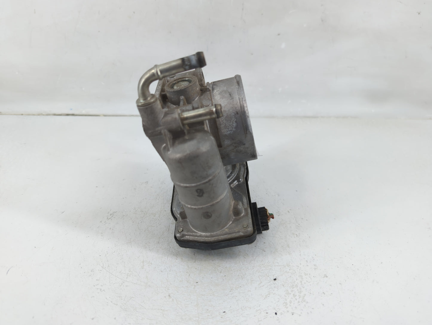 2007-2013 Nissan Altima Throttle Body P/N:526-01 Fits Fits 2007 2008 2009 2010 2011 2012 2013 OEM Used Auto Parts - Oemuseda