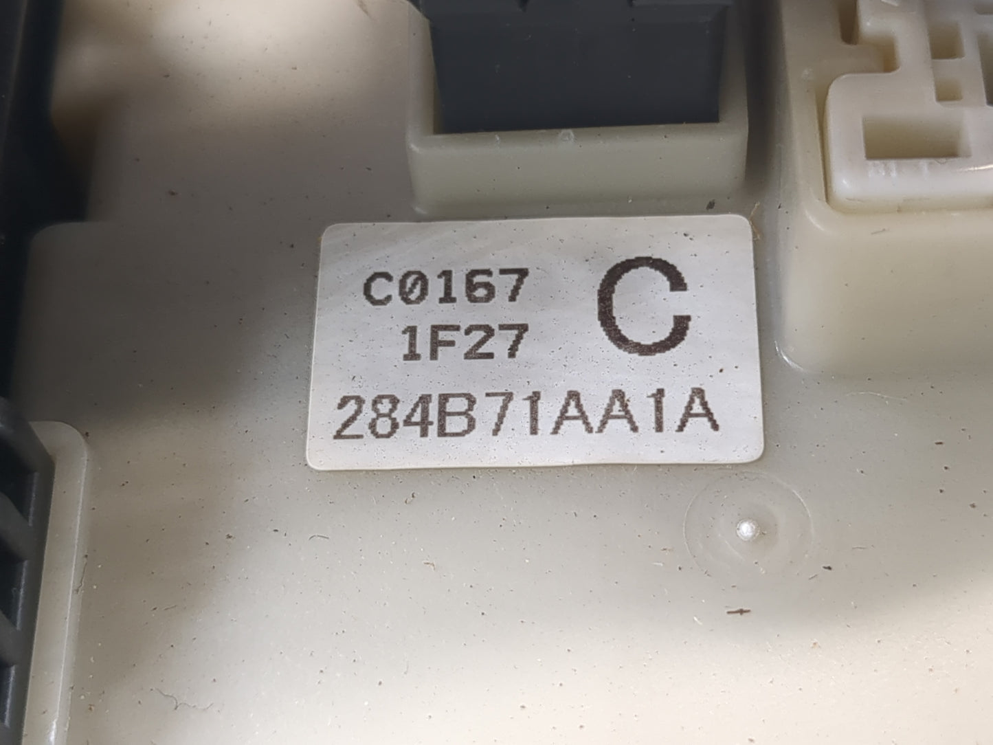 2011-2013 Nissan Altima Fusebox Fuse Box Panel Relay Module P/N:284B71AA1A Fits Fits 2011 2012 2013 OEM Used Auto Parts - Oe
