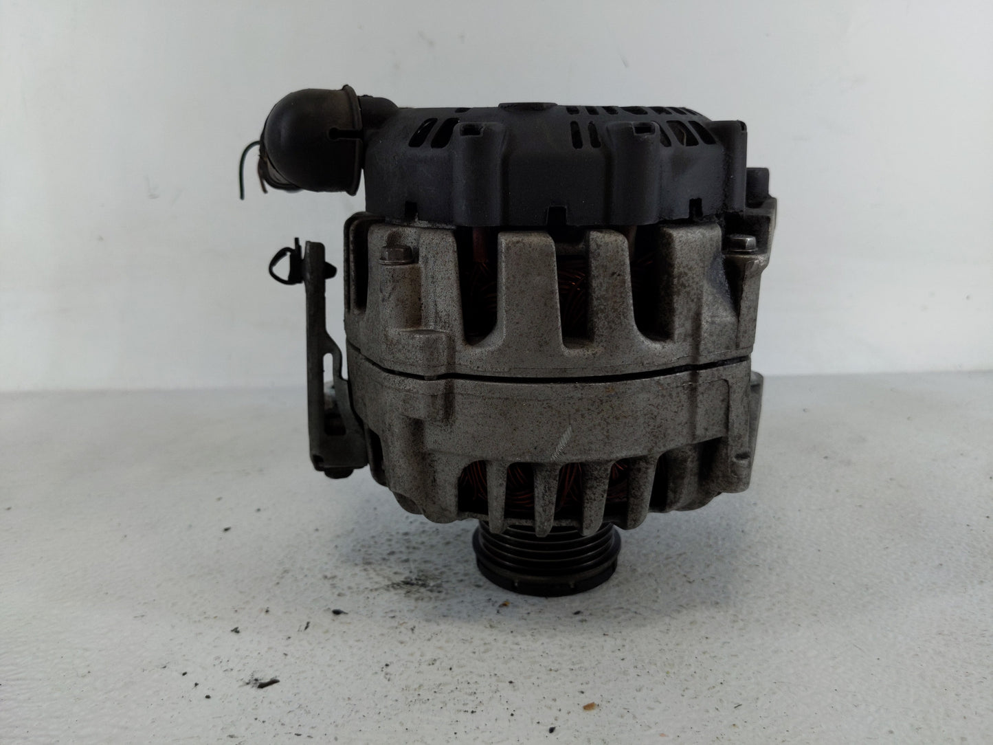 2010-2013 Nissan Altima Alternator Replacement Generator Charging Assembly Engine OEM Fits Fits 2010 2011 2012 2013 OEM Used