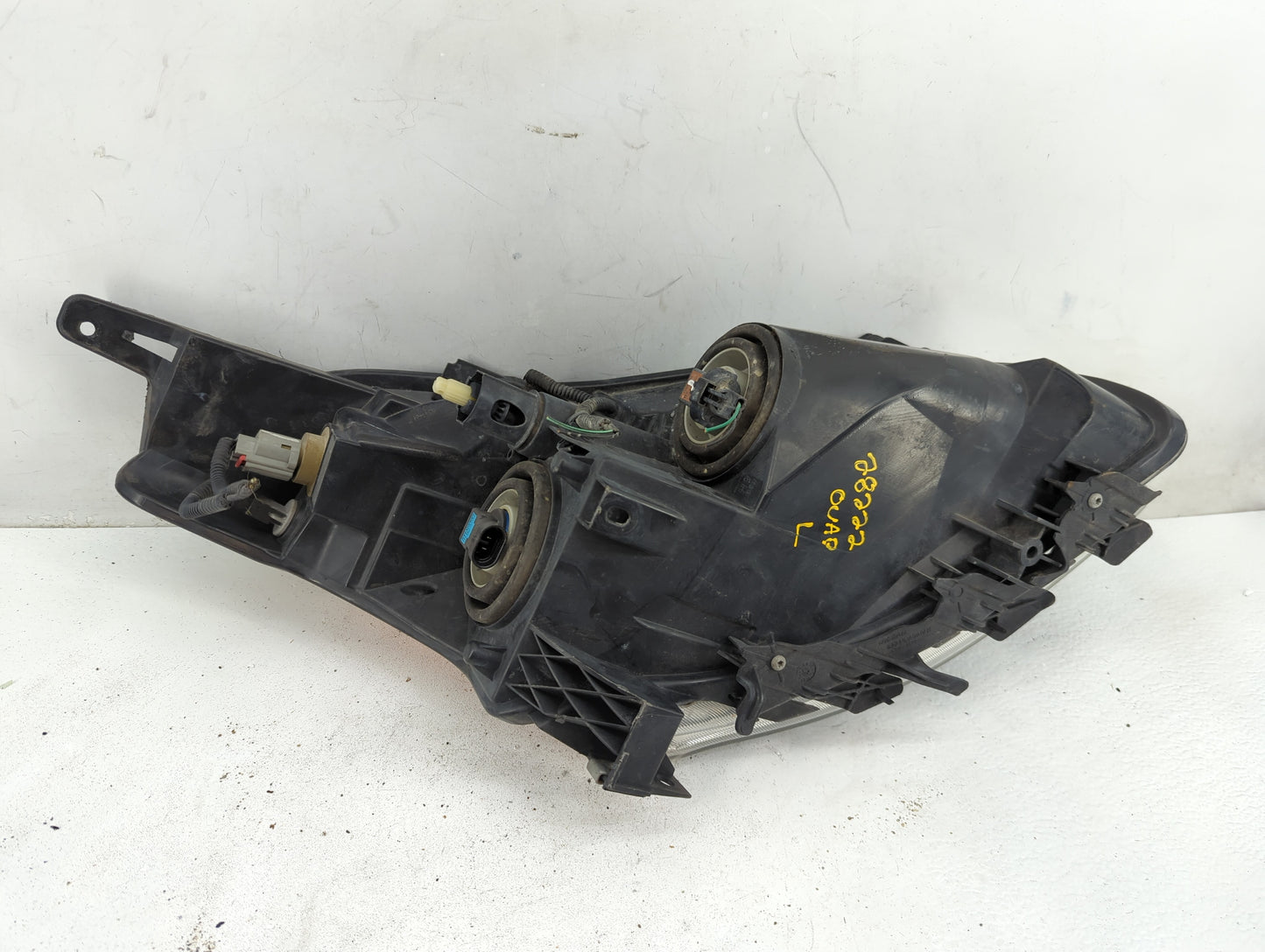 2010-2012 Nissan Altima Passenger Right Oem Head Light Headlight Lamp - Oemusedautoparts1.com