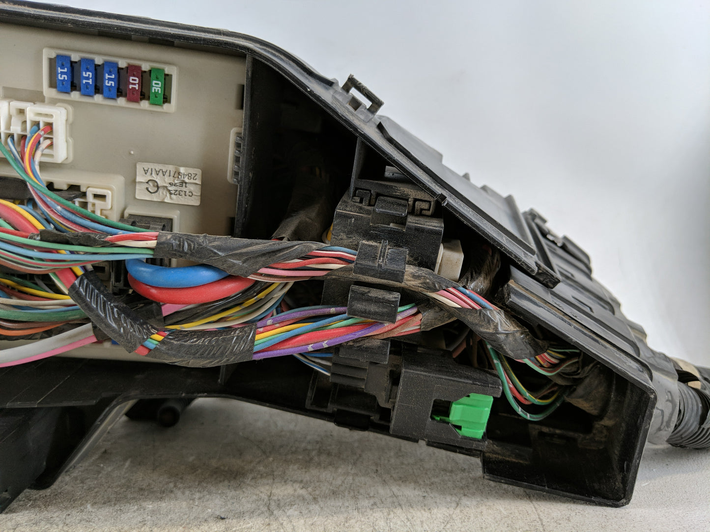 2011-2013 Nissan Altima Fusebox Fuse Box Panel Relay Module P/N:284B71AA1A Fits Fits 2011 2012 2013 OEM Used Auto Parts - Oe