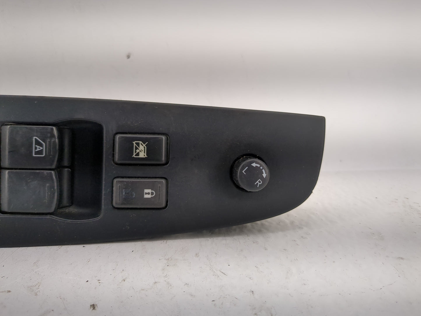 2007-2012 Nissan Altima Master Power Window Switch Replacement Driver Side Left P/N:25401 ZN40C Fits OEM Used Auto Parts - O