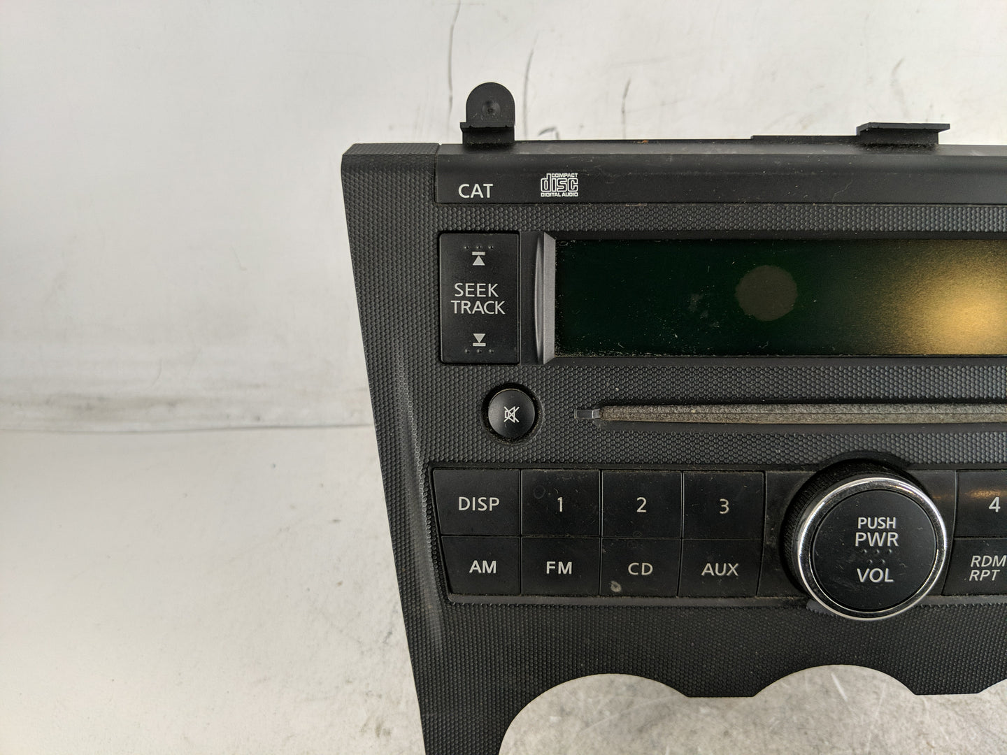 2010-2012 Nissan Altima Radio AM FM Cd Player Receiver Replacement P/N:28185 ZX11A Fits Fits 2010 2011 2012 OEM Used Auto Pa