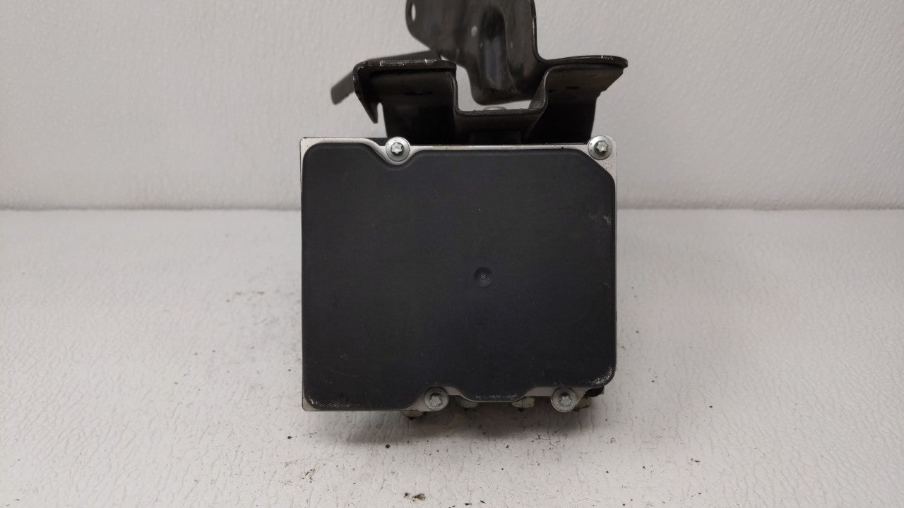 2011-2012 Nissan Altima ABS Pump Control Module Replacement P/N:47660 ZX60A 47660 ZX65A Fits Fits 2011 2012 OEM Used Auto Pa