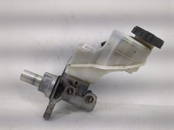 compare product Nissan Altima Brake Master Cylinder 1220780