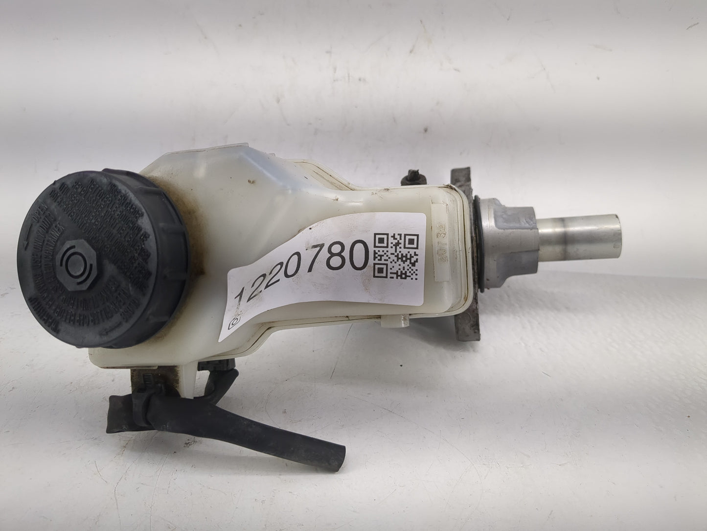 Nissan Altima Brake Master Cylinder 1220780 - Oemusedautoparts1.com
