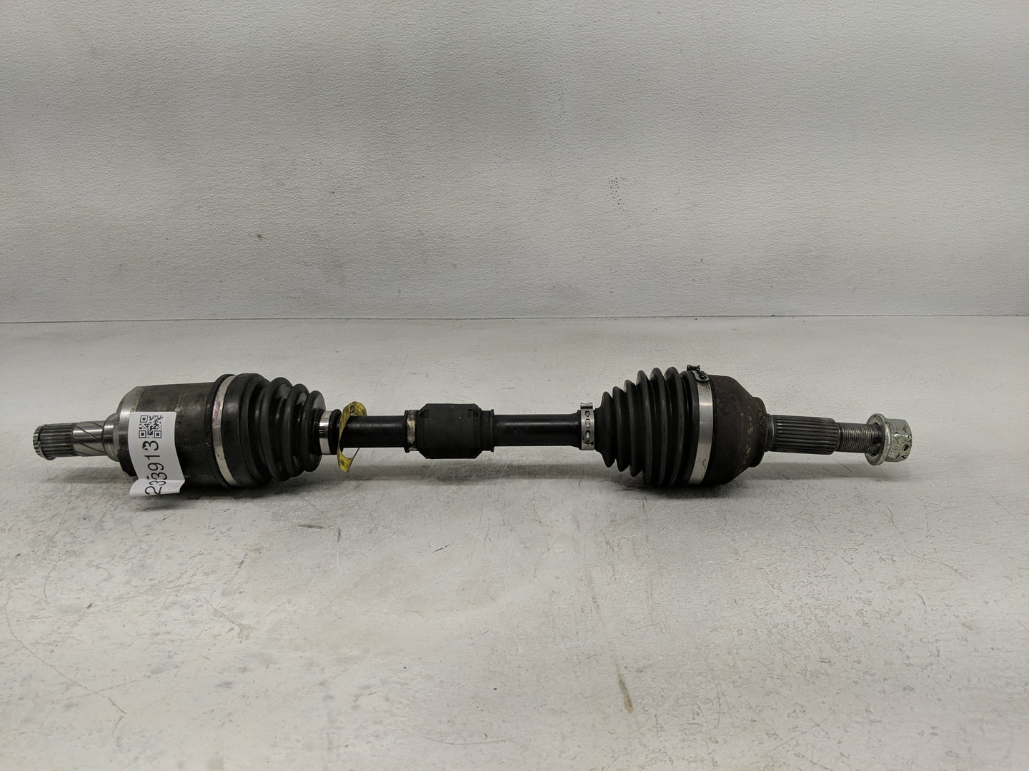 2007-2013 Nissan Altima Axle Shaft Front Driver Cv C/v - Oemusedautoparts1.com