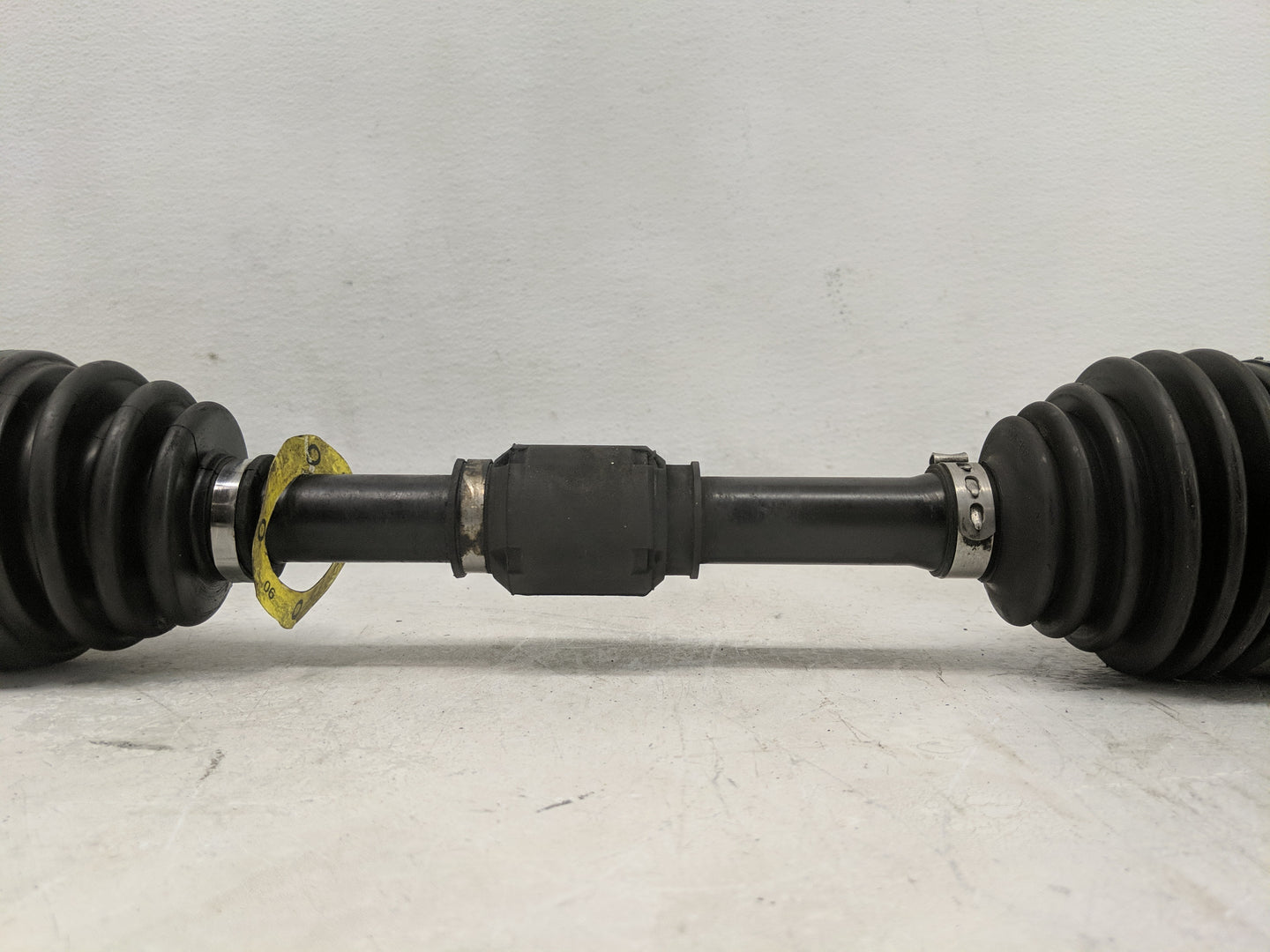 2007-2013 Nissan Altima Axle Shaft Front Driver Cv C/v - Oemusedautoparts1.com