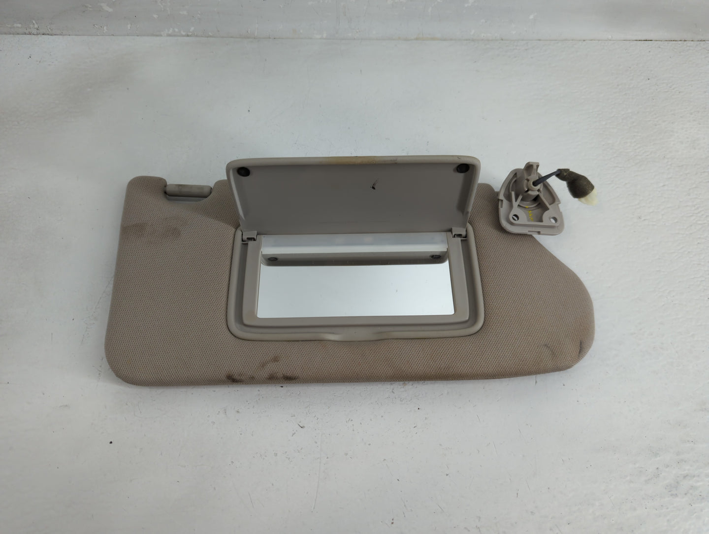 2010-2013 Nissan Altima Sun Visor Shade Replacement Passenger Right Mirror Fits Fits 2010 2011 2012 2013 OEM Used Auto Parts