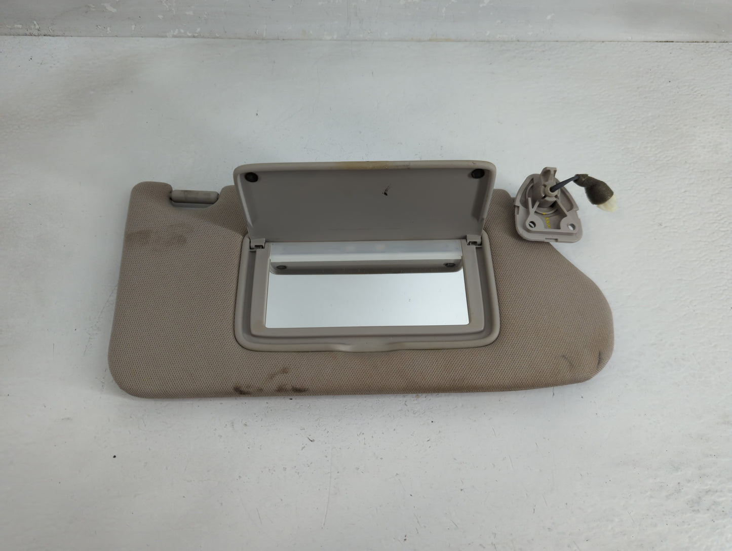 2010-2013 Nissan Altima Sun Visor Shade Replacement Passenger Right Mirror Fits Fits 2010 2011 2012 2013 OEM Used Auto Parts