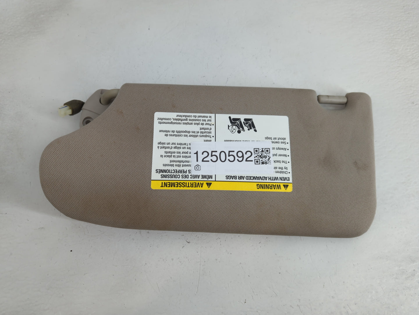 2010-2013 Nissan Altima Sun Visor Shade Replacement Passenger Right Mirror Fits Fits 2010 2011 2012 2013 OEM Used Auto Parts
