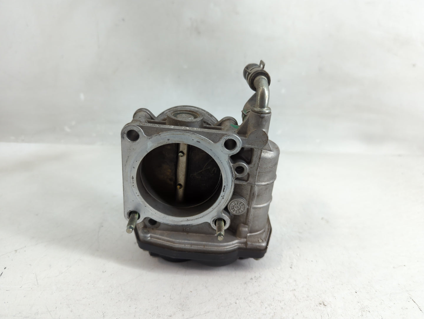 2007-2013 Nissan Altima Throttle Body Fits Fits 2007 2008 2009 2010 2011 2012 2013 OEM Used Auto Parts - Oemusedautoparts1.c