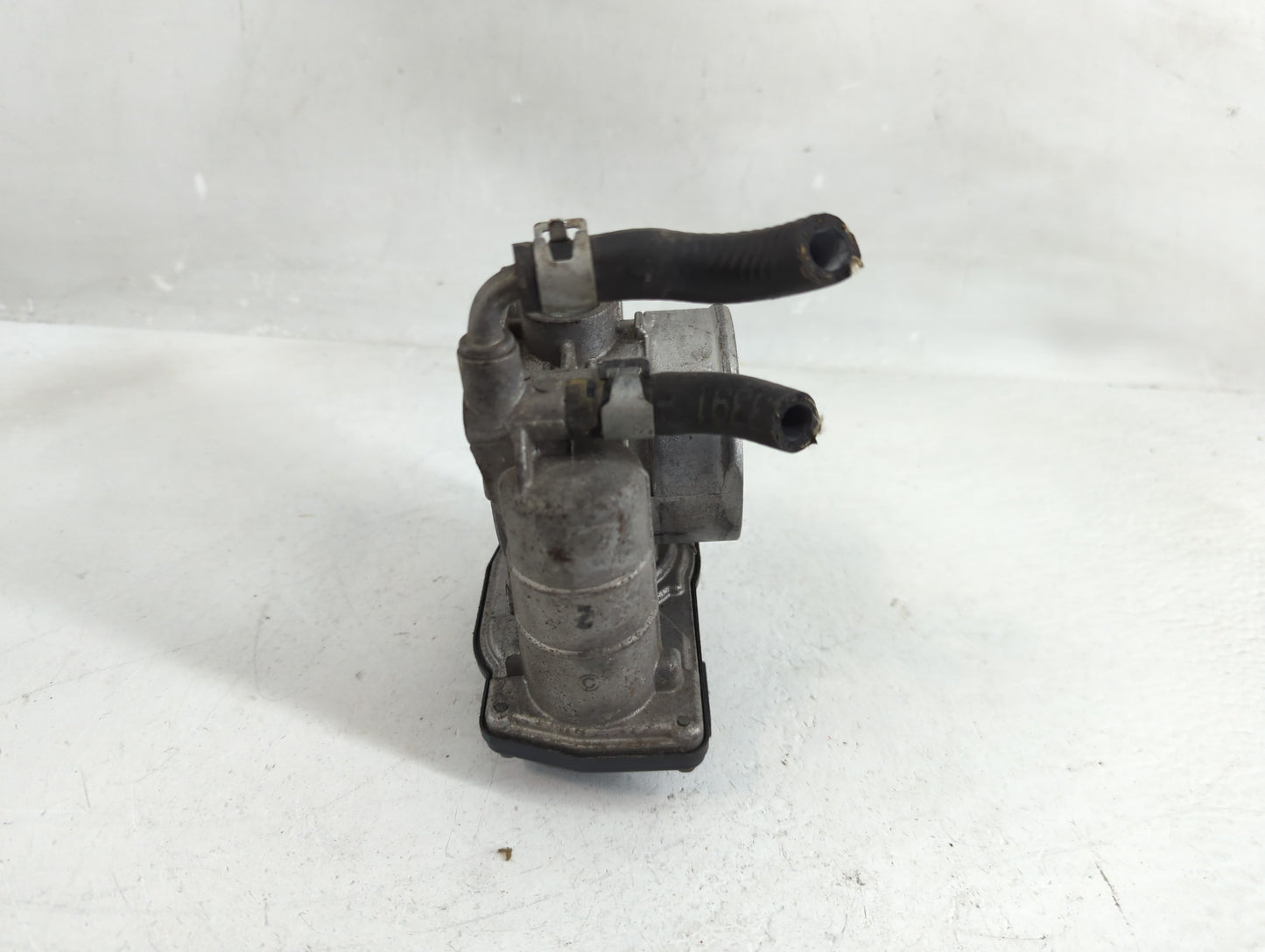 2007-2013 Nissan Altima Throttle Body Fits Fits 2007 2008 2009 2010 2011 2012 2013 OEM Used Auto Parts - Oemusedautoparts1.c