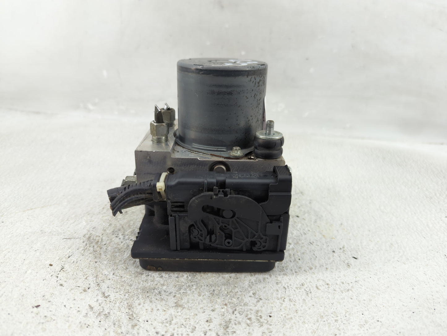 2011-2012 Nissan Altima ABS Pump Control Module Replacement P/N:47660 ZX65A 0 265 251 446 Fits Fits 2011 2012 OEM Used Auto 