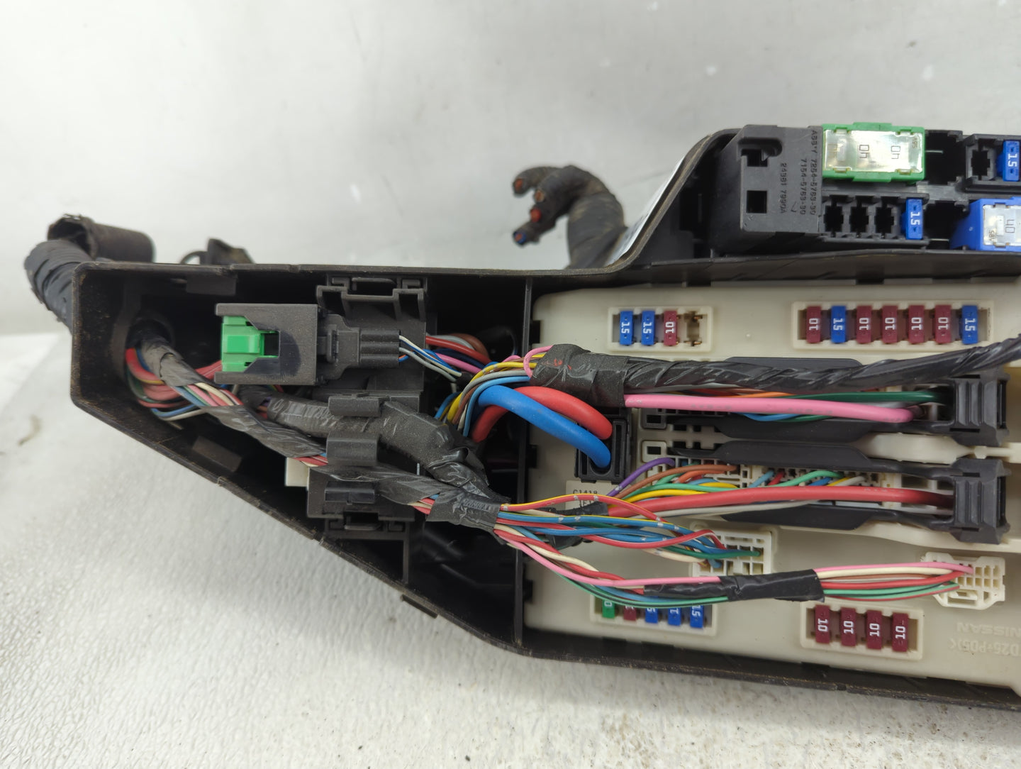 2011-2013 Nissan Altima Fusebox Fuse Box Panel Relay Module P/N:7154-9164-30 Fits Fits 2011 2012 2013 OEM Used Auto Parts - 