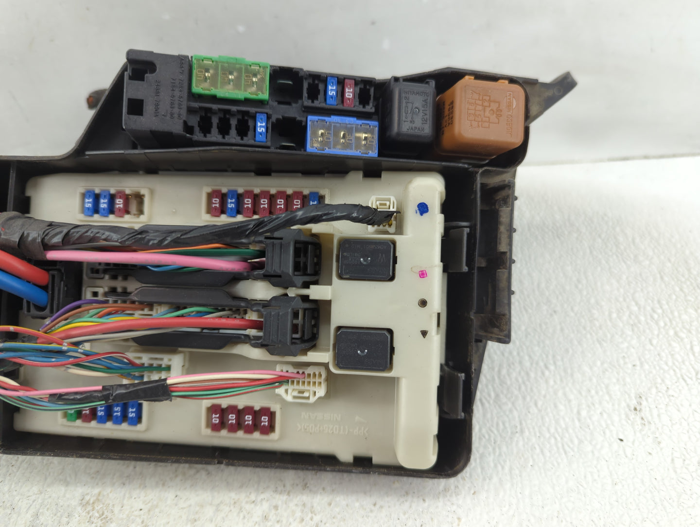 2011-2013 Nissan Altima Fusebox Fuse Box Panel Relay Module P/N:7154-9164-30 Fits Fits 2011 2012 2013 OEM Used Auto Parts - 