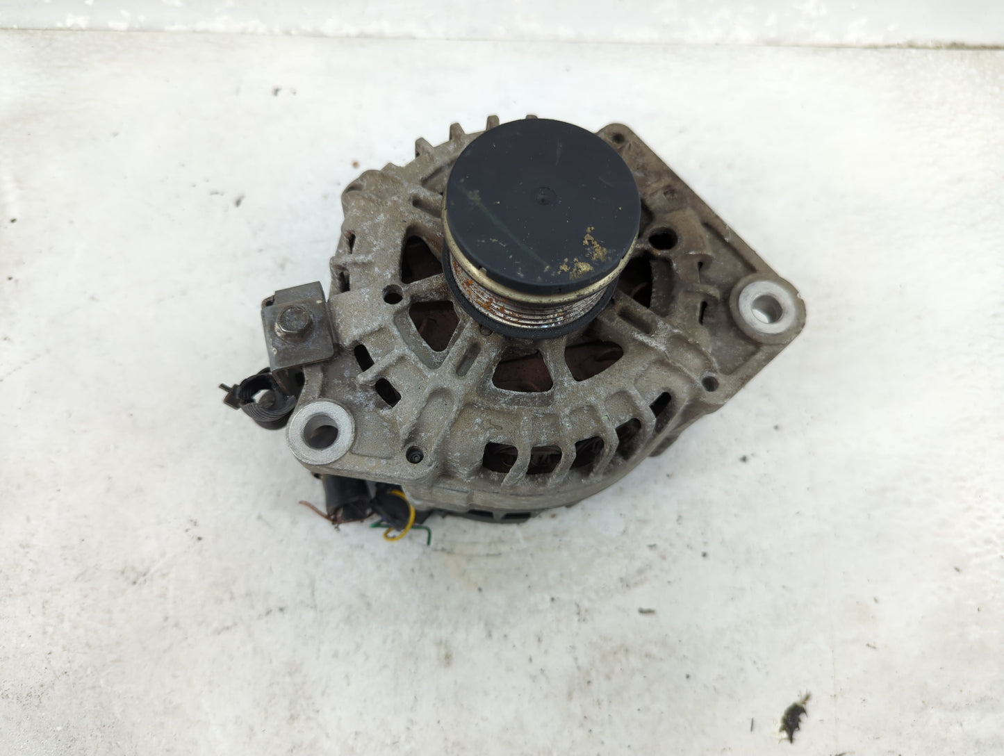 2010-2013 Nissan Altima Alternator Replacement Generator Charging Assembly Engine OEM Fits Fits 2010 2011 2012 2013 OEM Used