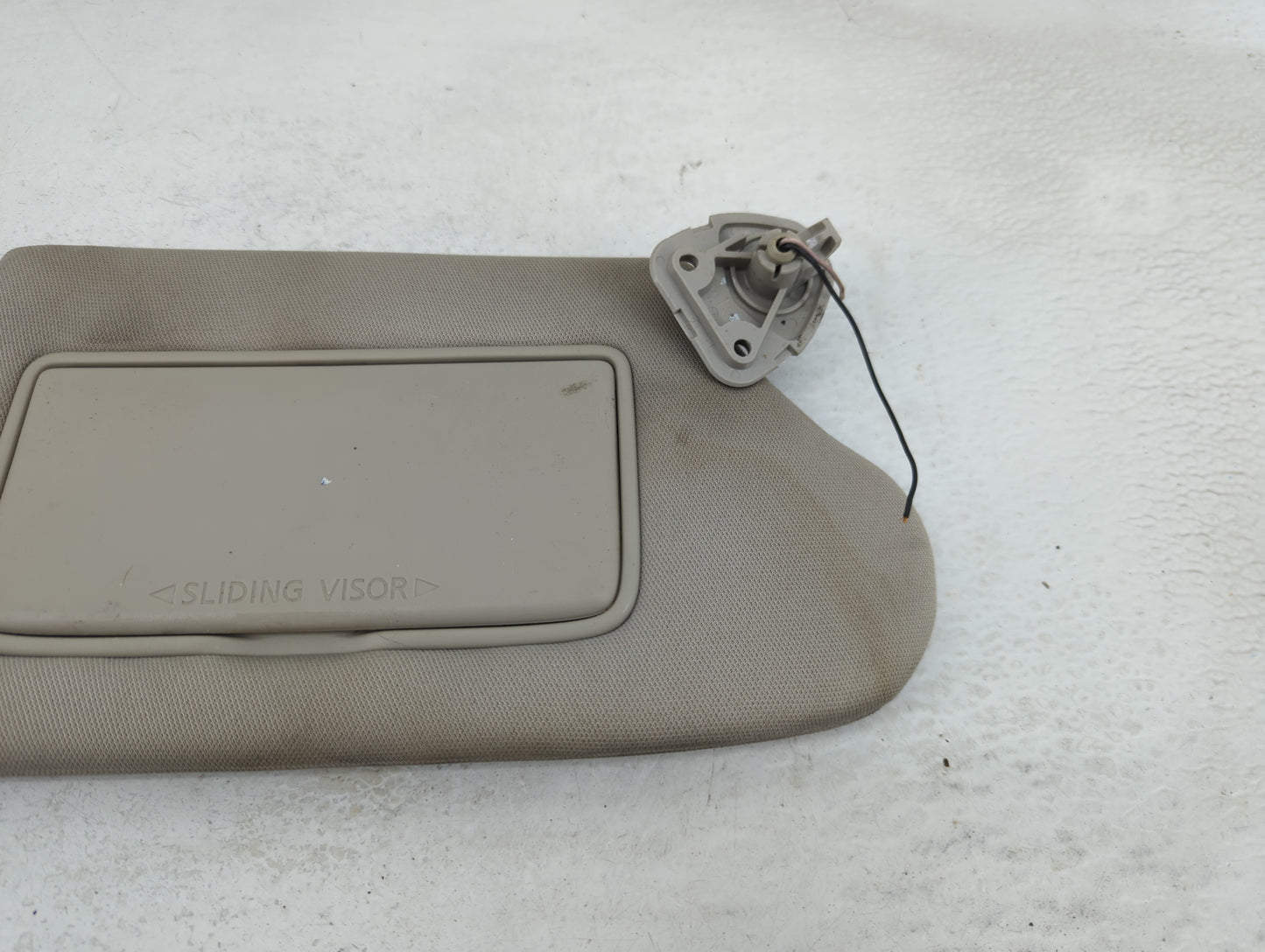2010-2012 Nissan Altima Sun Visor Shade Replacement Passenger Right Mirror Fits Fits 2010 2011 2012 OEM Used Auto Parts - Oe