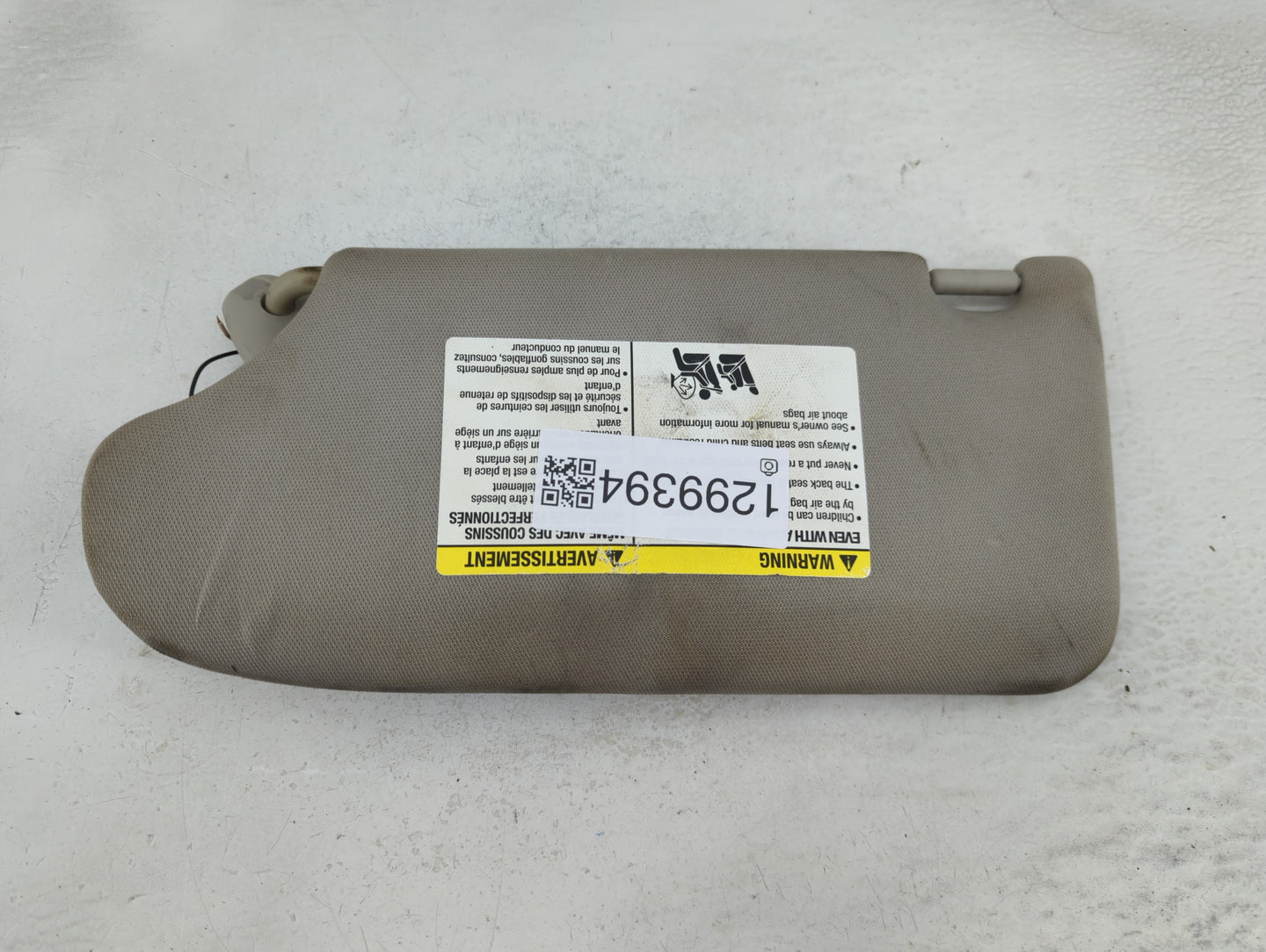 2010-2012 Nissan Altima Sun Visor Shade Replacement Passenger Right Mirror Fits Fits 2010 2011 2012 OEM Used Auto Parts - Oe