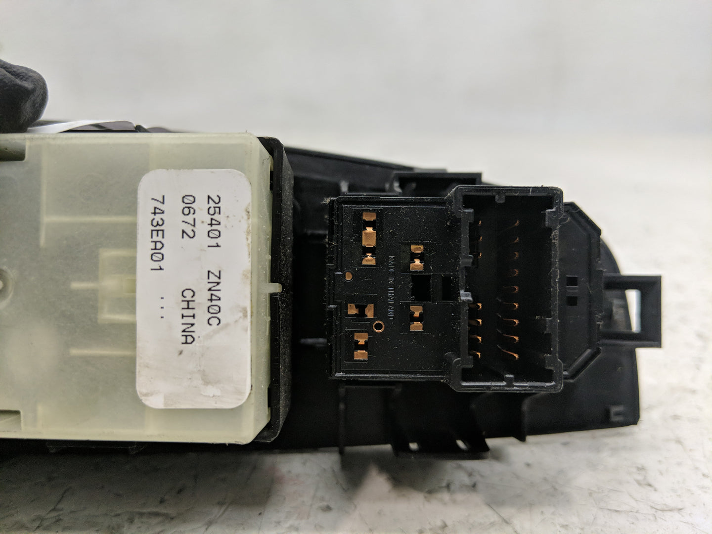 2007-2012 Nissan Altima Master Power Window Switch Replacement Driver Side Left P/N:25401 ZN40C Fits OEM Used Auto Parts - O