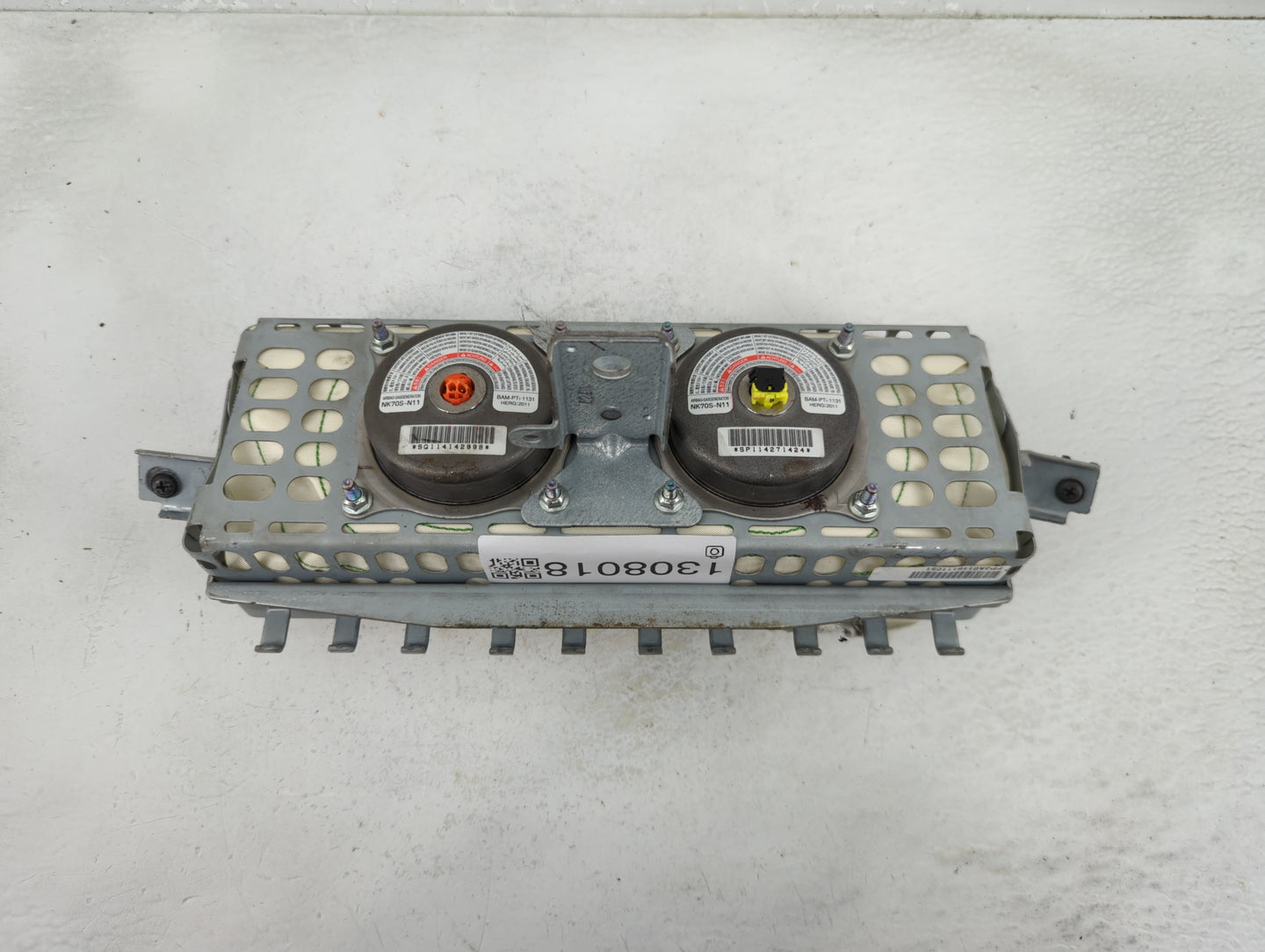 2007-2012 Nissan Altima Air Bag Passenger Right Dashboard OEM P/N:253-55314R Fits Fits 2007 2008 2009 2010 2011 2012 OEM Use