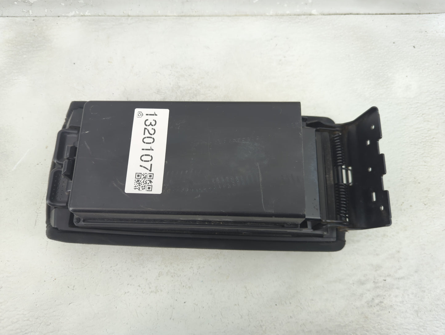 2012 Nissan Altima Center Console Armrest Cover Lid P/N:2388392 Fits OEM Used Auto Parts - Oemusedautoparts1.com