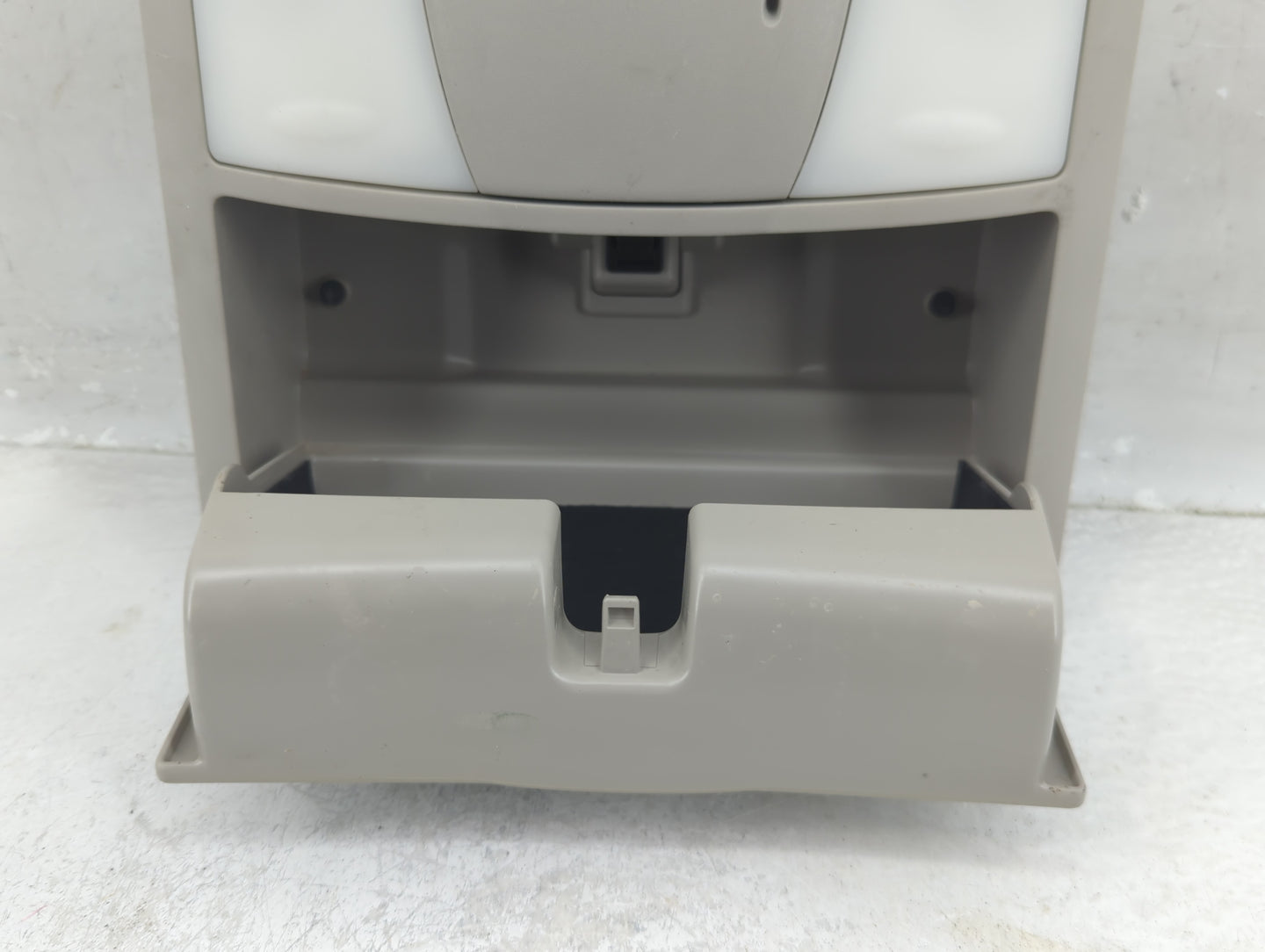 2010-2012 Nissan Altima Overhead Roof Console 1321992 - Oemusedautoparts1.com
