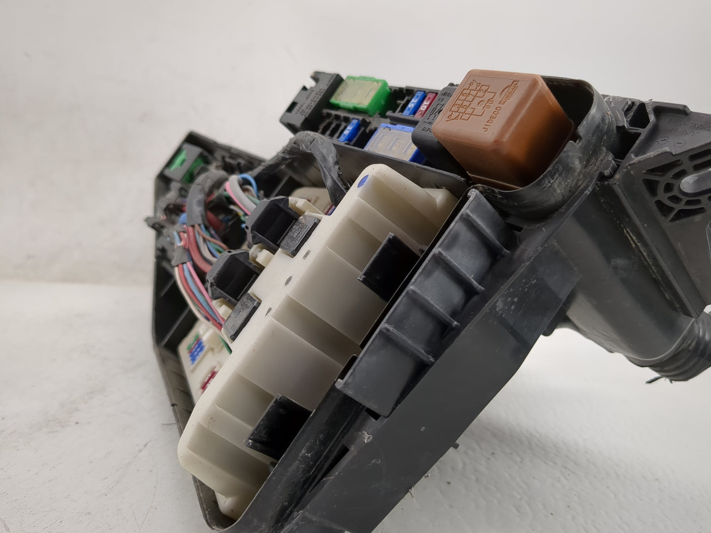 2011-2013 Nissan Altima Fusebox Fuse Box Panel Relay Module P/N:284B71AA1A Fits Fits 2011 2012 2013 OEM Used Auto Parts - Oe