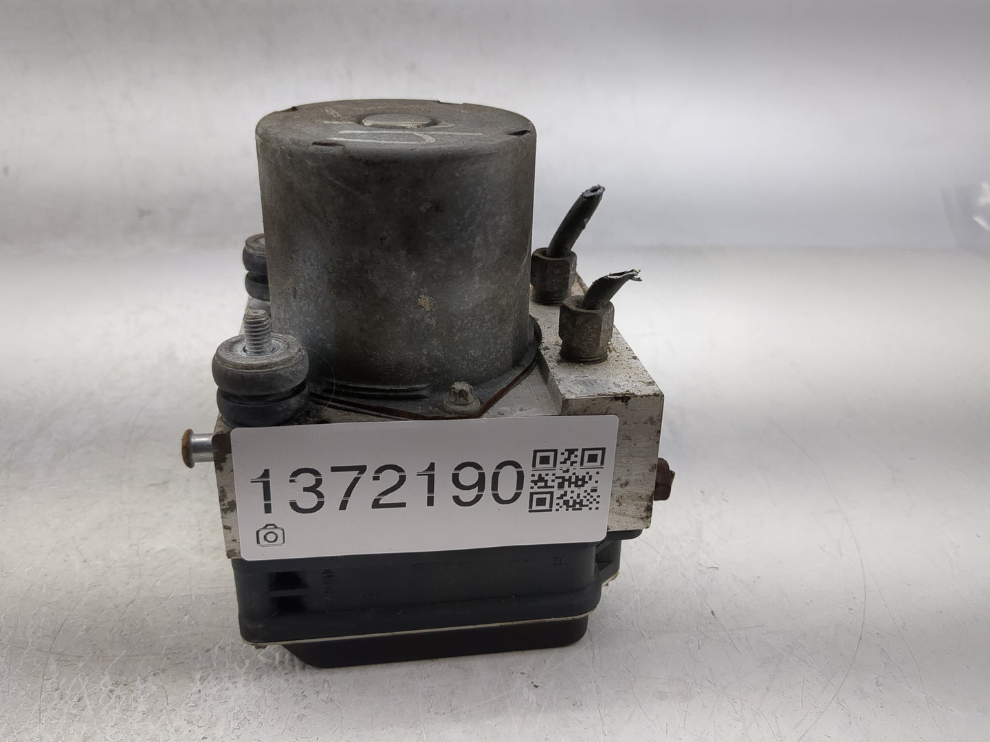2011-2012 Nissan Altima ABS Pump Control Module Replacement P/N:47660-ZX00A Fits Fits 2011 2012 OEM Used Auto Parts - Oemuse